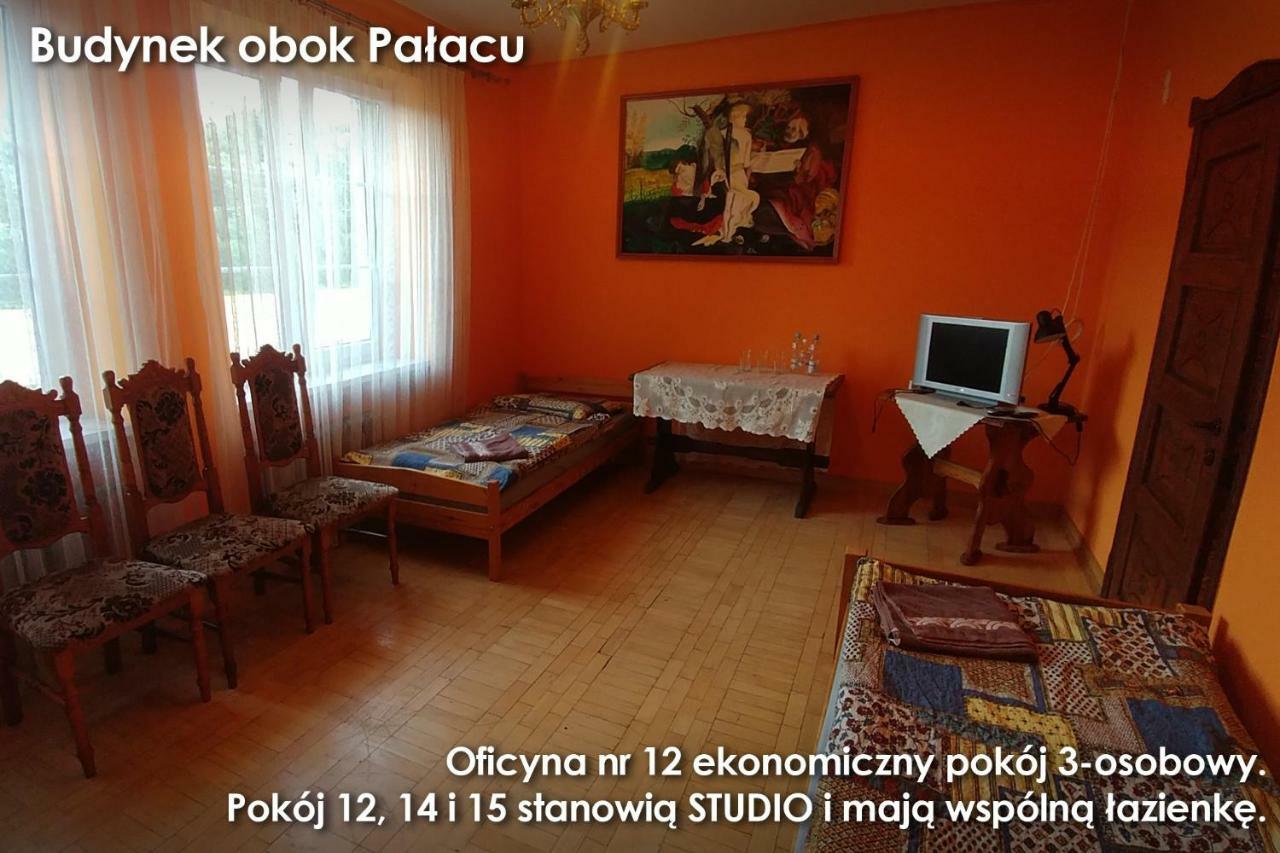 Palac W Czyzowie Szlacheckim Czyzow Szlachecki Room photo